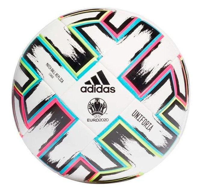 Adidas 2020 Uniforia Fodbold • 249.00 DKK