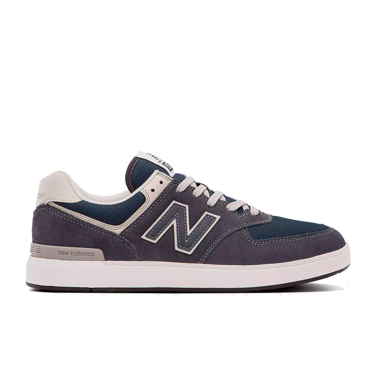 4: New Balance AM574 Sneakers